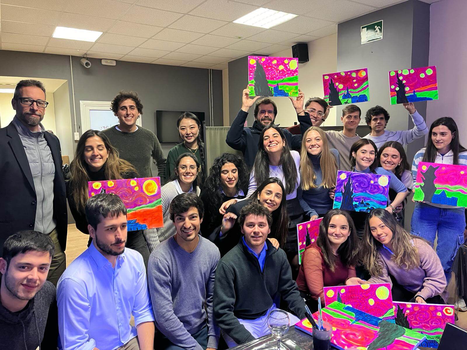Team Building en Barcelona con Wine and Art