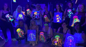 Conoce gente nueva en el taller art and wine