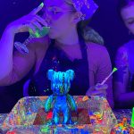 talle art and wine: pintar un oso