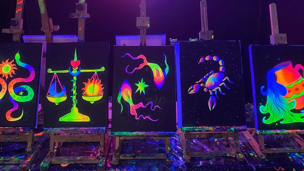 Pinta tu signo zodiacal en Barcelona con pintura flúor – Escorpio, Libra, Acuario, Géminis y Piscis.